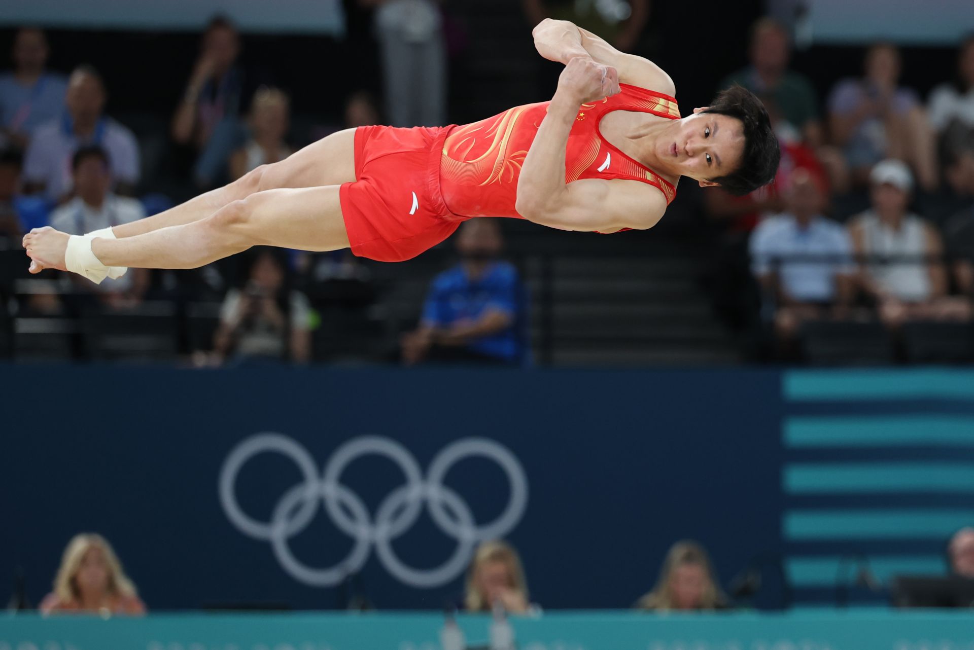 开云下载-巴西体操选手展现出色表现，斩获银牌