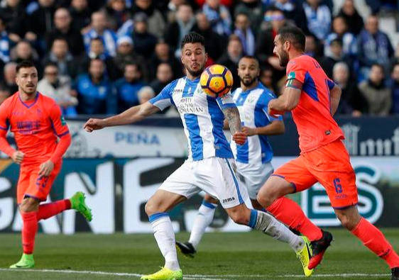 包含赫塔菲主场三球轻取莱加内斯,稳固中游位置的词条 包含赫塔菲主场三球轻取莱加内斯,稳固中游位置的词条