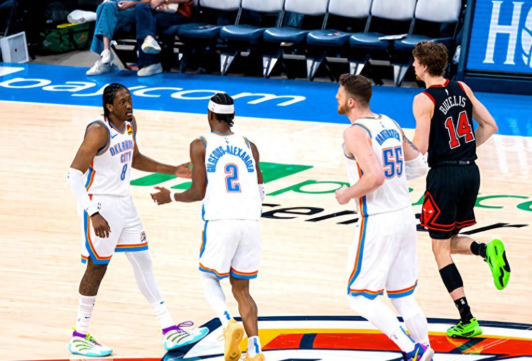 开云体育在线-科尔多瓦门将扑救关键球，帮助球队守住胜利的简单介绍