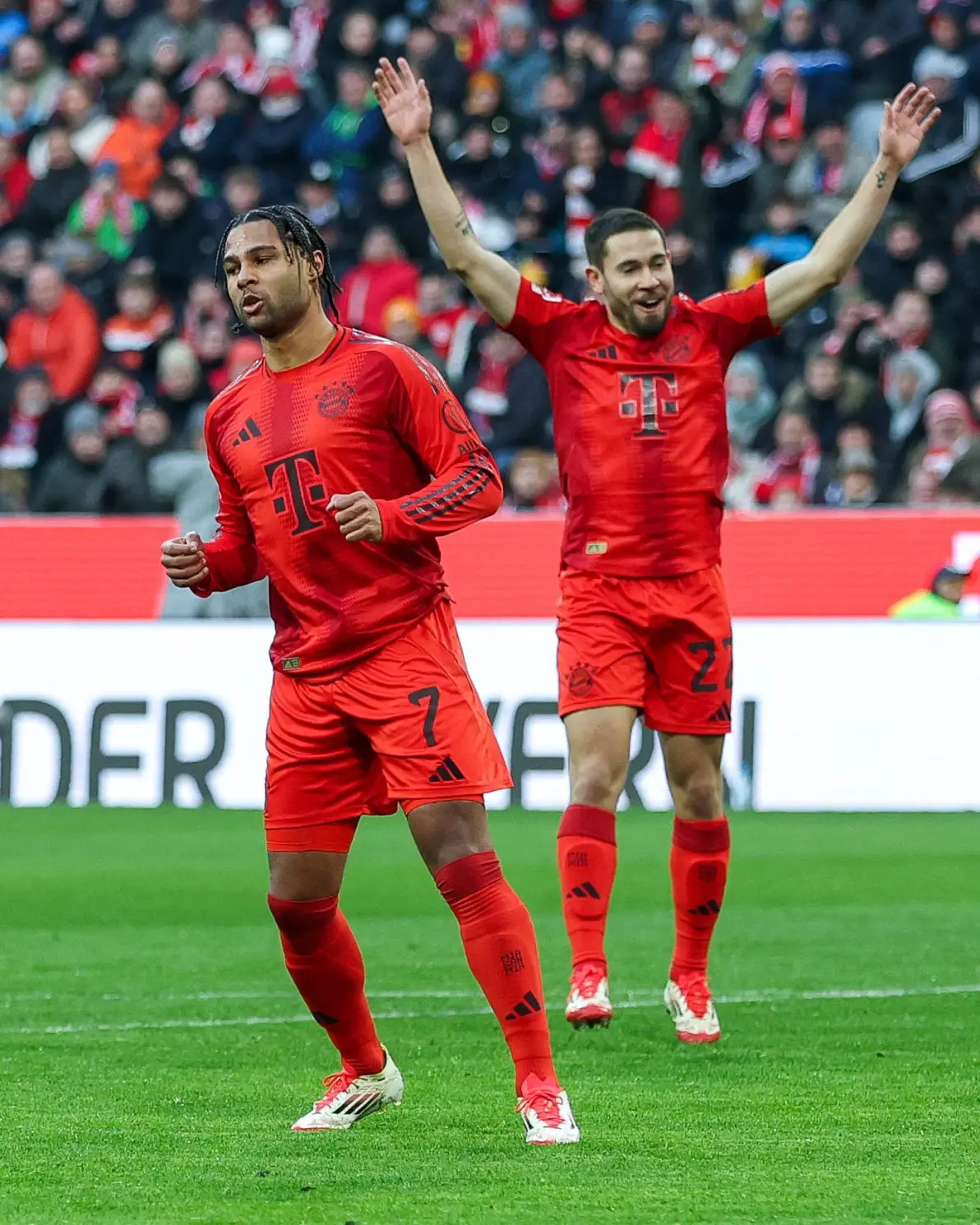 拜仁慕尼黑球员创造荷甲进球纪录 拜仁慕尼黑球员创造荷甲进球纪录