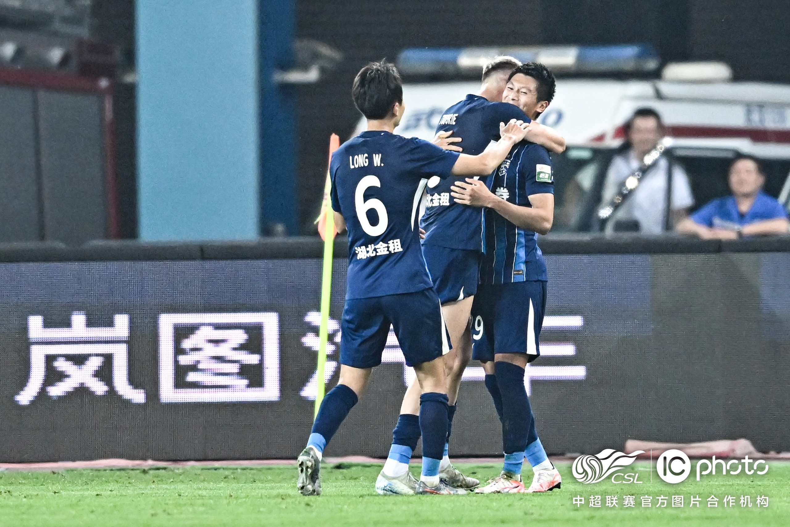 天津队在最近一场比赛中逆袭获胜，实力强大不可小觑的简单介绍