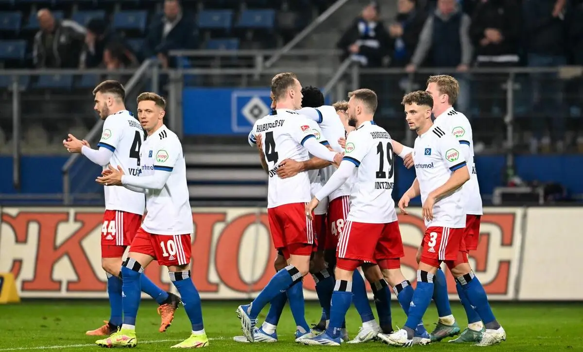 开云体育-汉堡队客场获胜，向胜利进发迈进