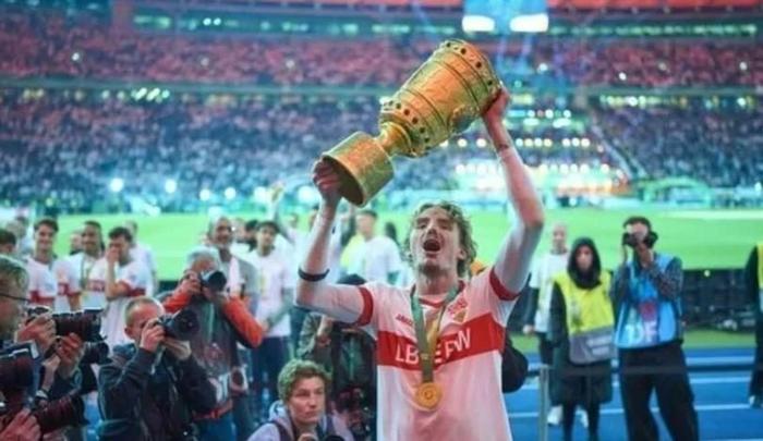 德国球队表现强势，夺得欧锦赛季军