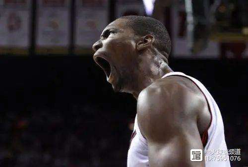 勇士惜败公牛,韦伯受伤影响比赛的简单介绍 勇士惜败公牛,韦伯受伤影响比赛的简单介绍