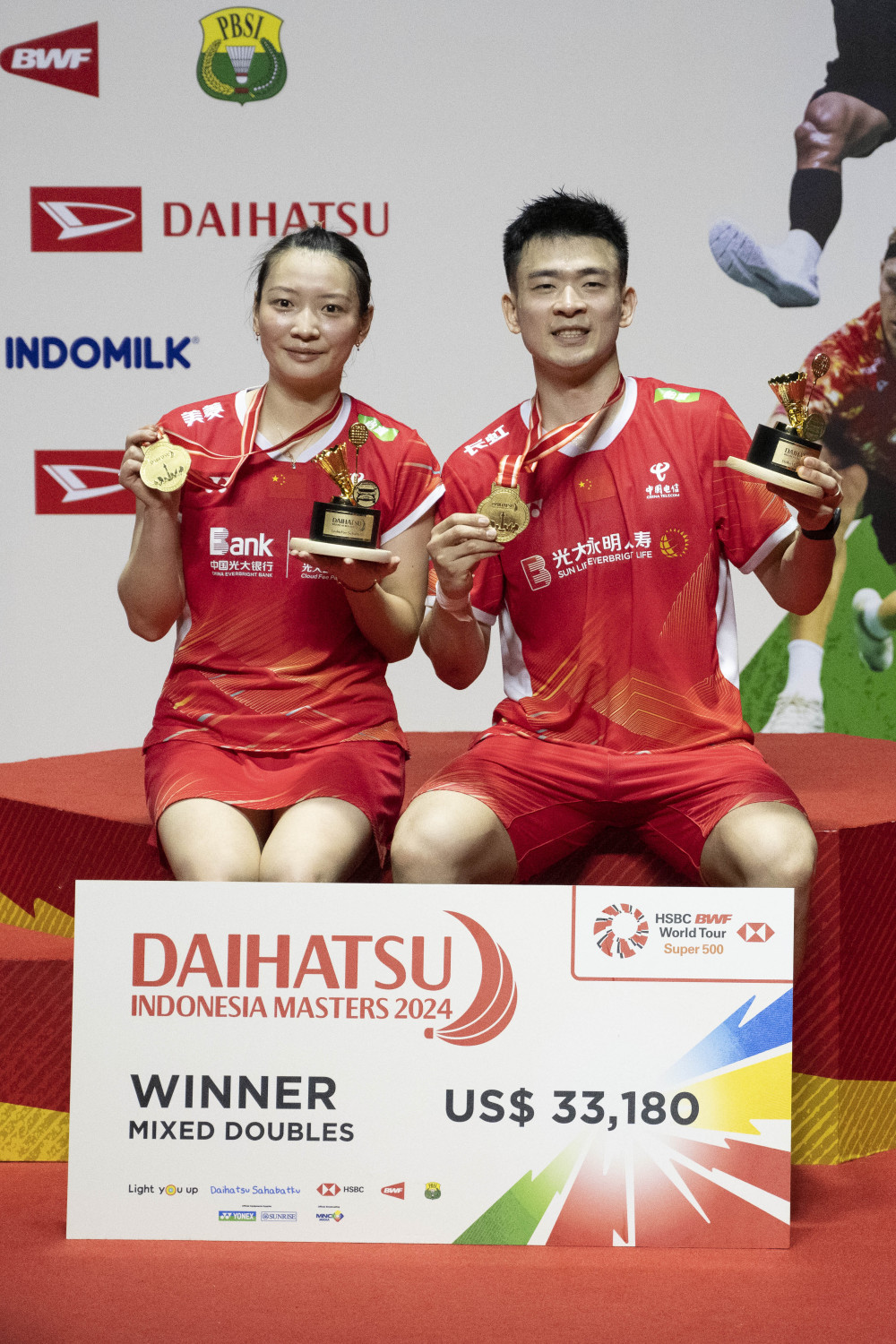 泰国队横扫印尼队,郑思维带队取胜 泰国队横扫印尼队,郑思维带队取胜