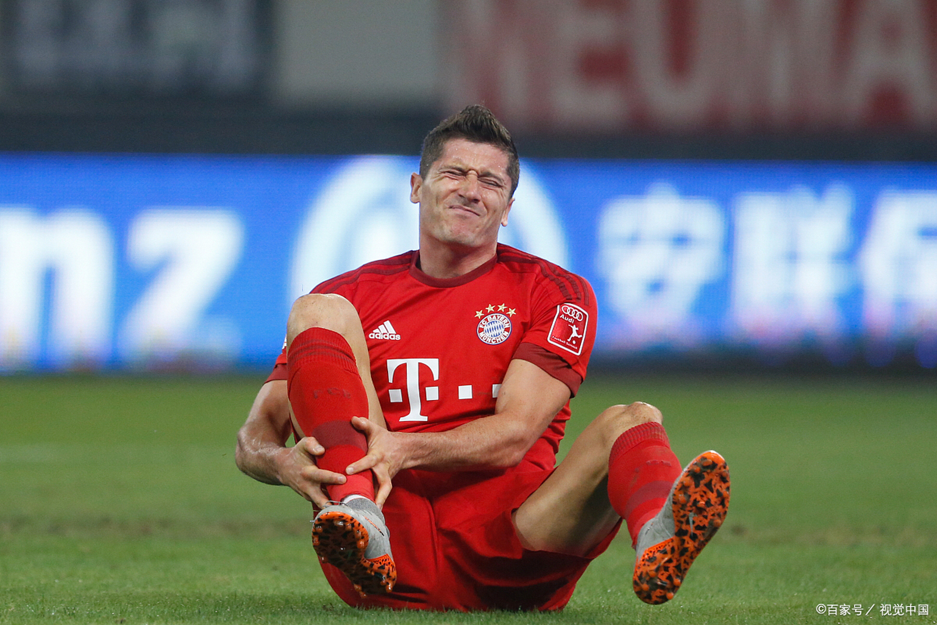 开云体育下载-曼联力克摩洛哥，莱万惊艳四座