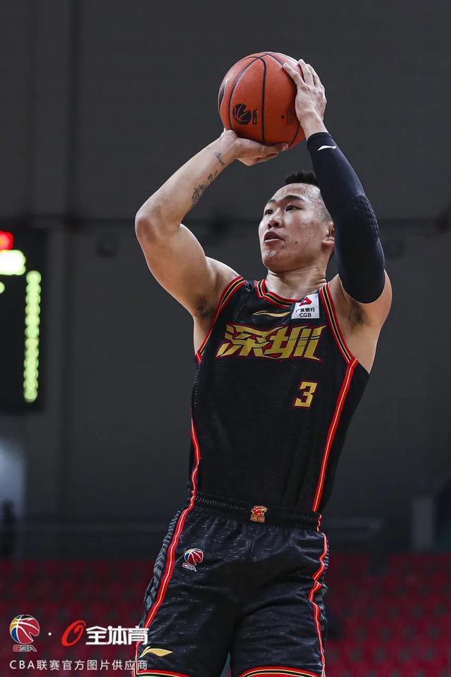 广州队绝杀吉林队，布克高光表现
