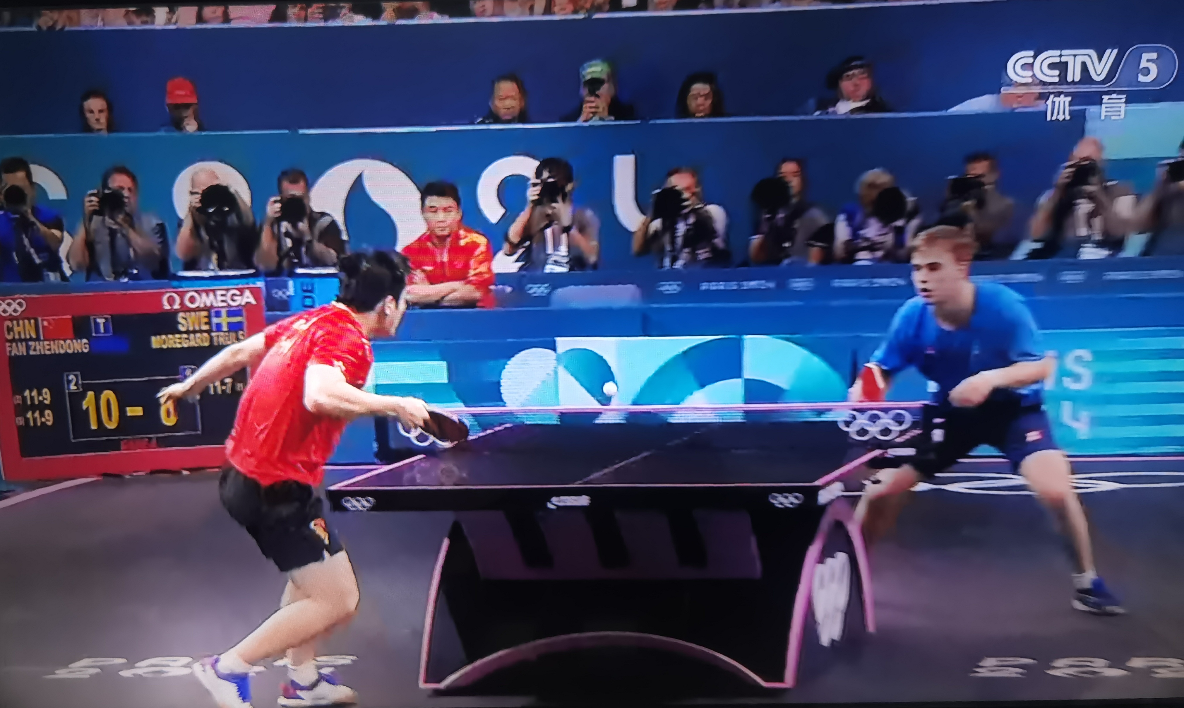 开云体育APP下载-法国队险胜英格兰队，樊振东点燃赛场