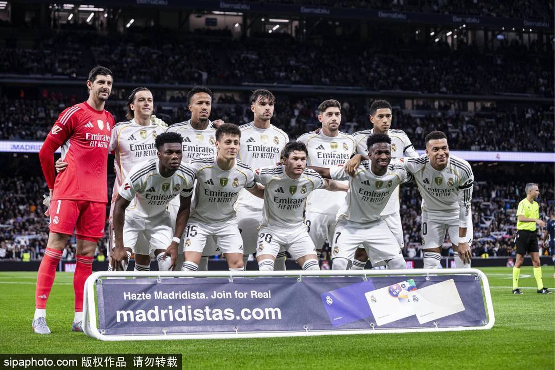 欧冠决赛焦点战，皇家社会全面压制罗马