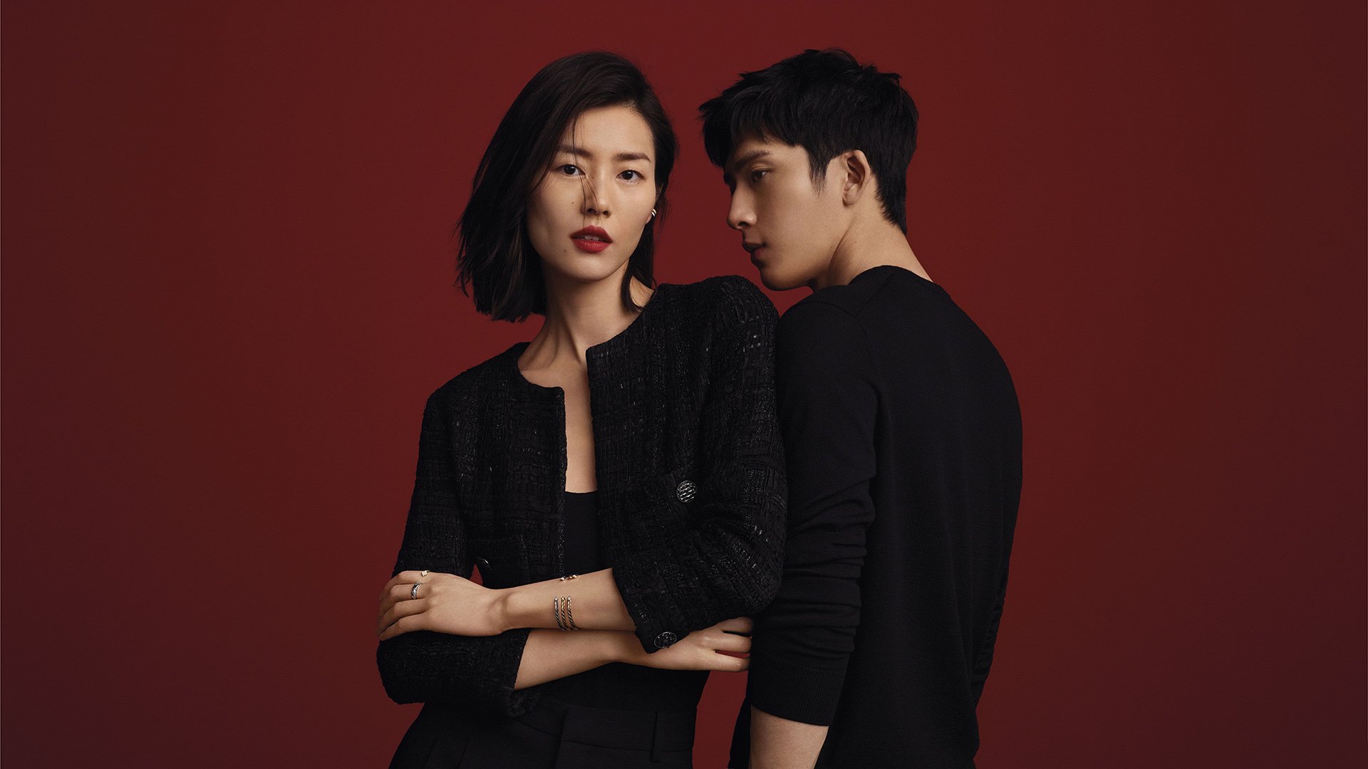 哥伦比亚连续得分压制冰岛，凯恩关键先生主宰比赛